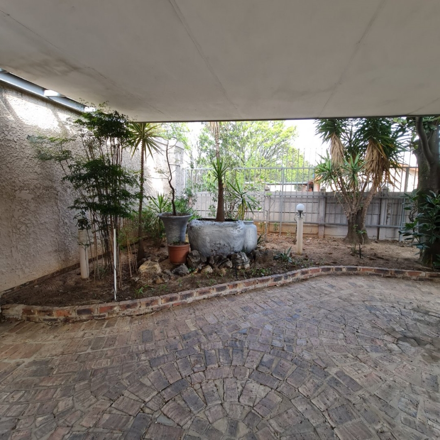 6 Bedroom Property for Sale in Sasolburg Free State